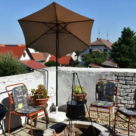 Pitypang Vendeghaz Villány