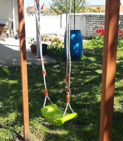 Pitypang Vendeghaz *